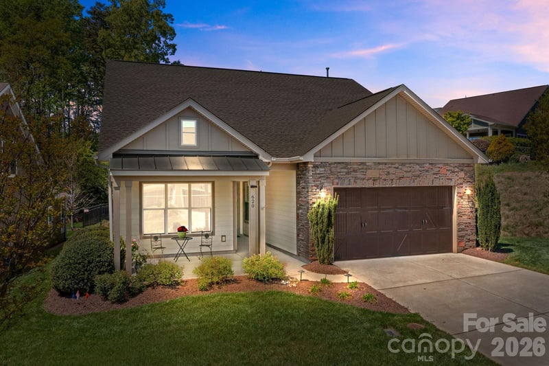 620 Tallulah Falls, Denver, NC - 3 beds, 3 baths, 2,107 sqft - $700,000