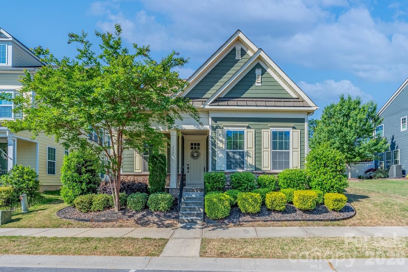 208 Helton, Fort Mill, SC - 3 beds, 3 baths, 2,410 sqft - $595,000