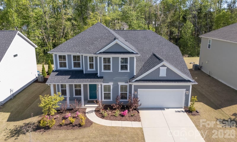 1134 Regions, Fort Mill, SC - 5 beds, 4 baths, 3,372 sqft - $825,000