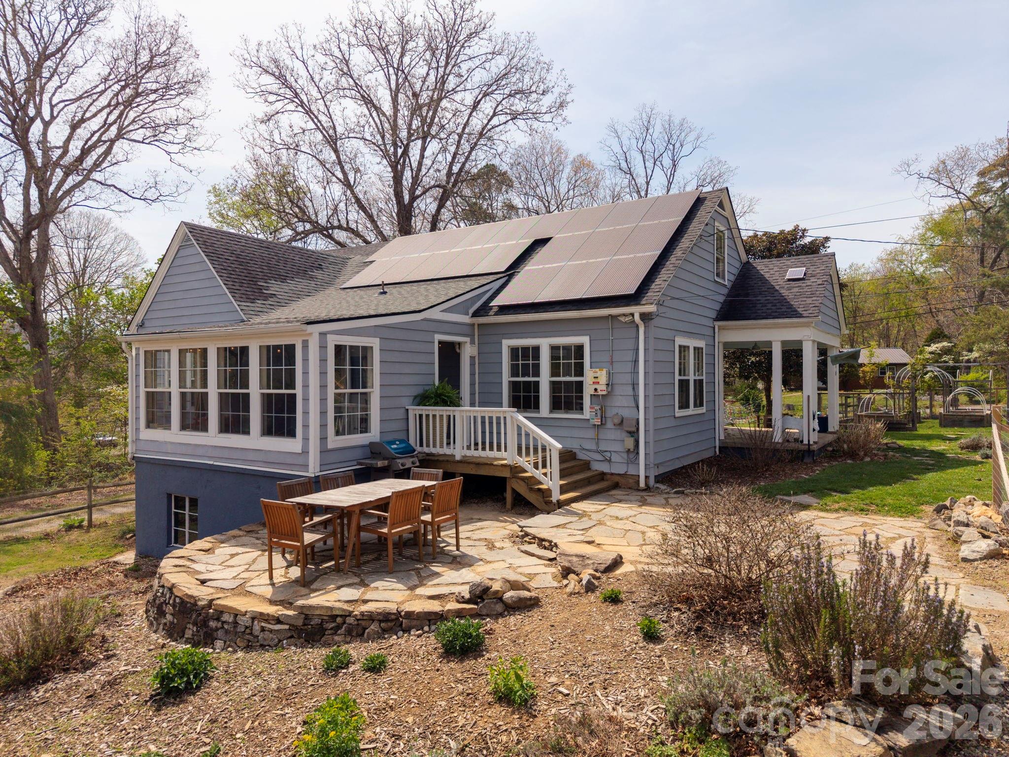 318 Stonewall Avenue, Swannanoa, NC. property listing photo