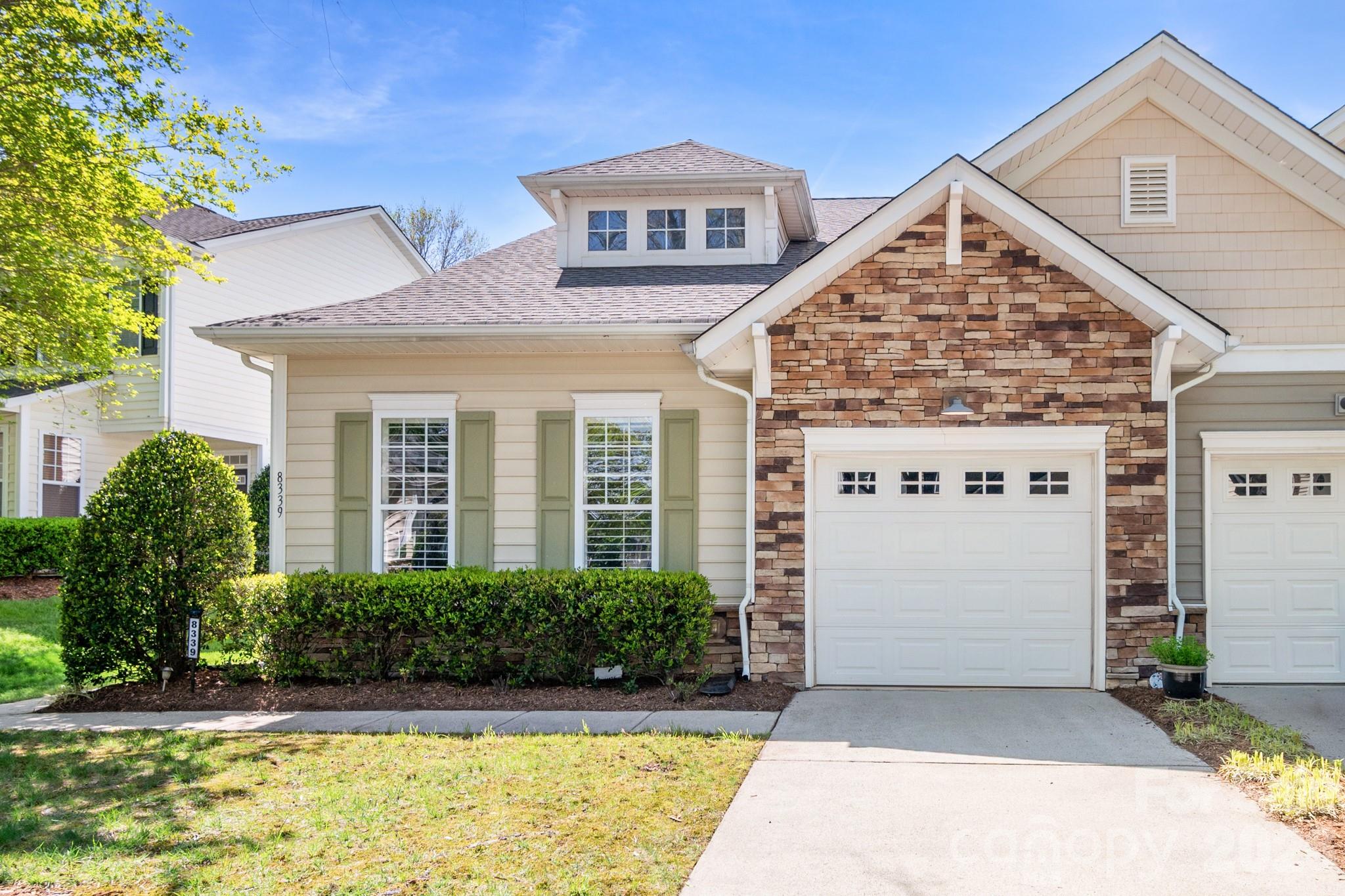 8339 Brookings, Charlotte, NC — property listing photo 1