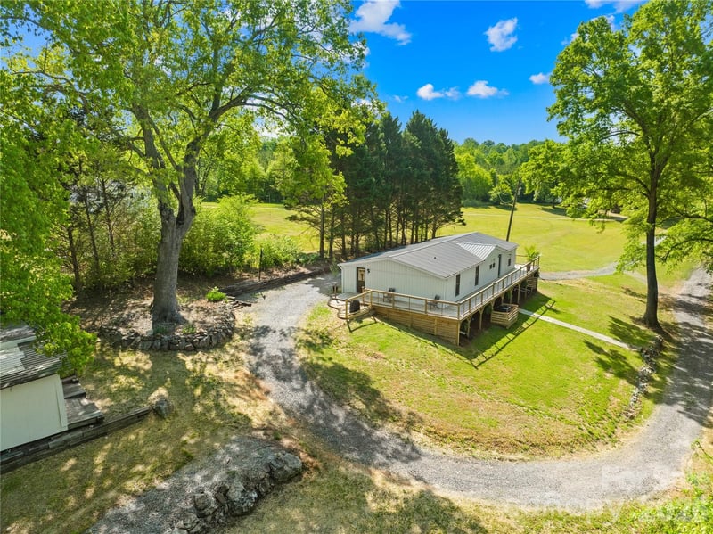 1285 Ring Tail, Claremont, NC - 3 beds, 2 baths, 1,524 sqft - $249,000