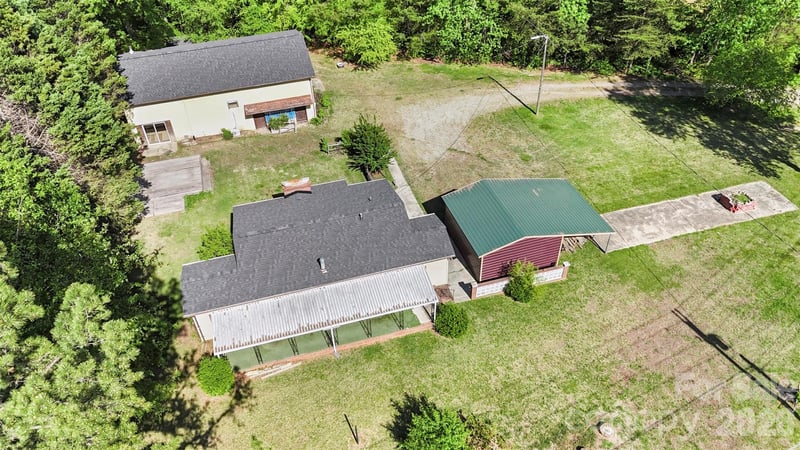 5208 Hickory Grove Road, Mount Holly, NC - 2 beds, 2 baths, 1,057 sqft - $273,999