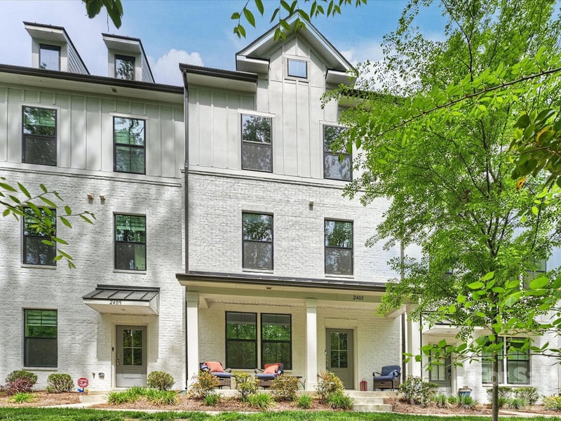 2405 Magnolia Blossom Way, Charlotte, NC - 4 beds, 3.5 baths, 1,959 sqft - $589,000