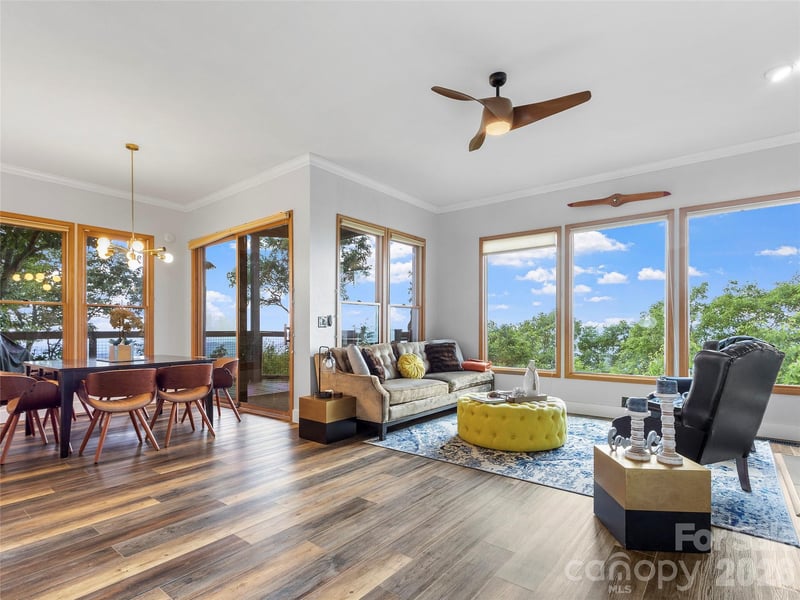 66 Club Villa Court D-3, Burnsville, NC - 2 beds, 2.5 baths, 1,446 sqft - $590,000