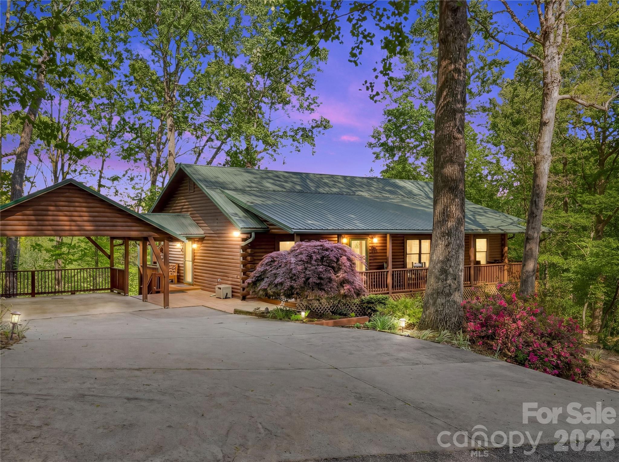 212 Glen Echo Circle, Saluda, NC. property listing photo
