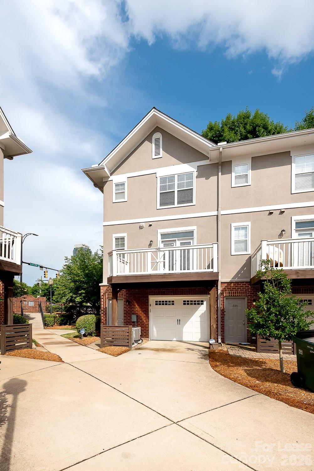 206 S Cedar Street, Charlotte, NC. property listing photo