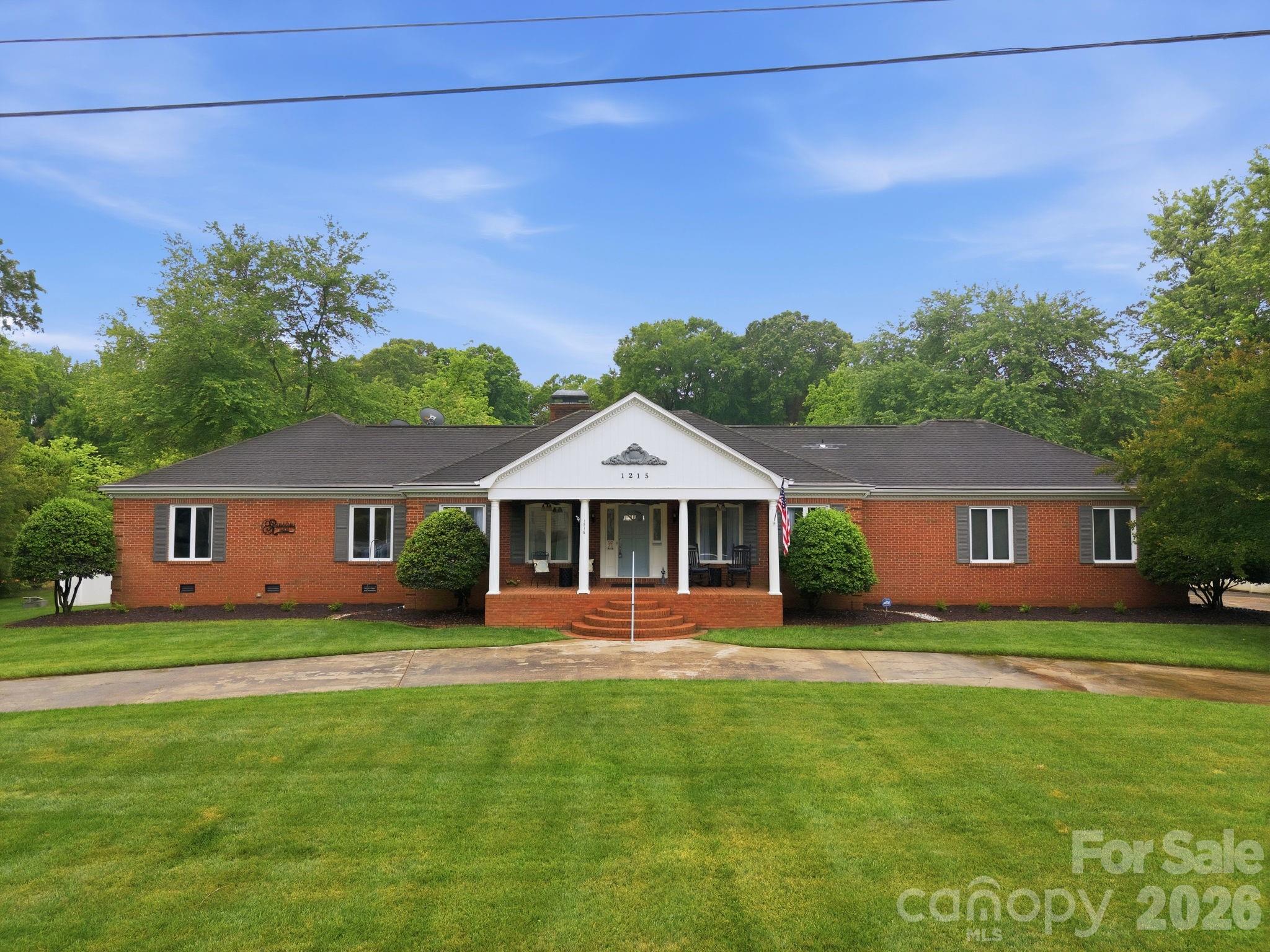 1215 Hillside Drive, Gastonia, NC. property listing photo
