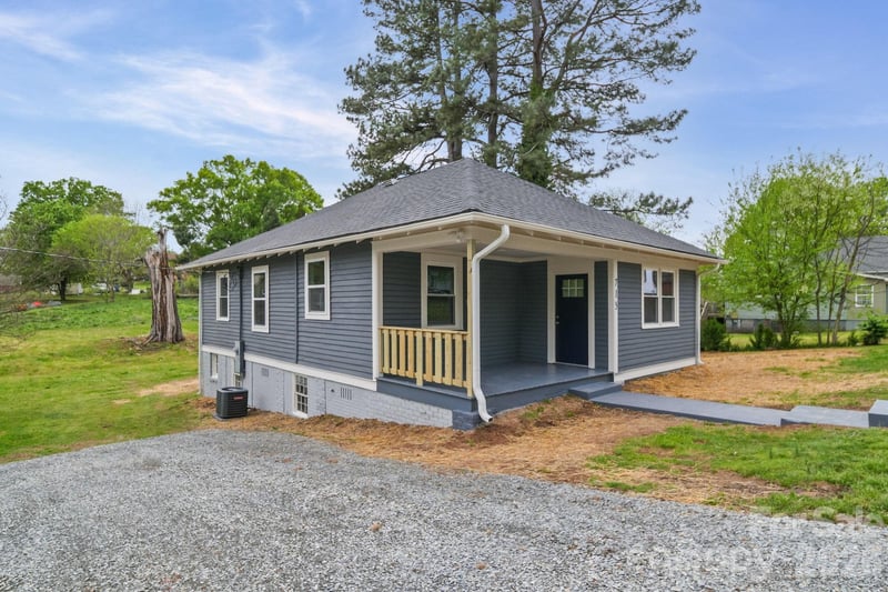 715 Wood, Albemarle, NC - 3 beds, 1 bath, 1,132 sqft - $195,000