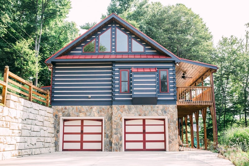 11 Sugar Maple Drive, Black Mountain, NC - 3 beds, 3.5 baths, 1,938 sqft - $799,000