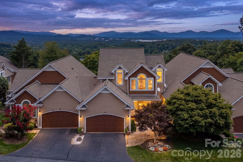 20 N Mission Hills Court, Mills River, NC - 3 beds, 3.5 baths, 3,574 sqft - $935,000