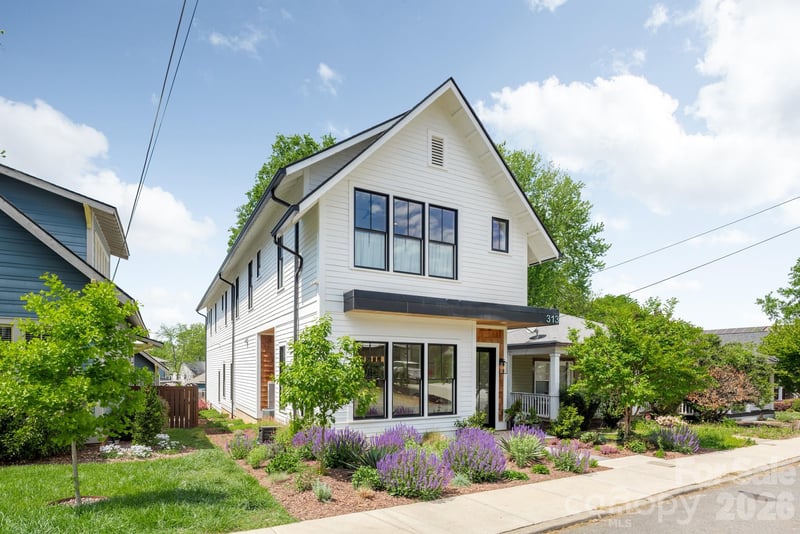 313 Solomon Street, Charlotte, NC - 3 beds, 3.5 baths, 3,017 sqft - $1,075,000