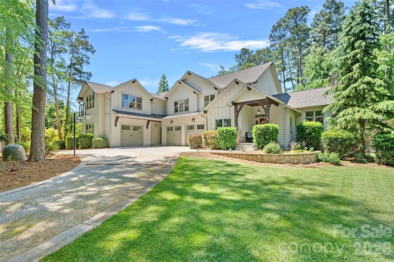 236 Tuskarora Trail, Mooresville, NC - 3 beds, 4 baths, 2,976 sqft - $1,250,000