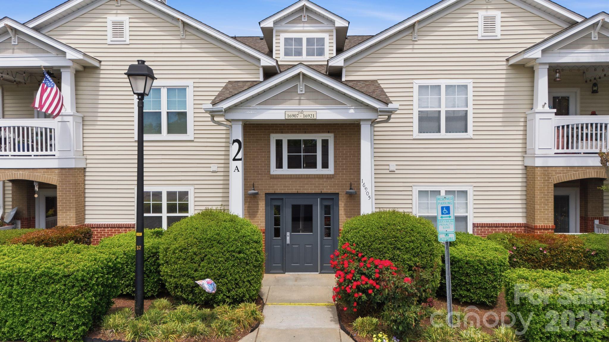 16917 Doe Valley Court, Cornelius, NC. property listing photo