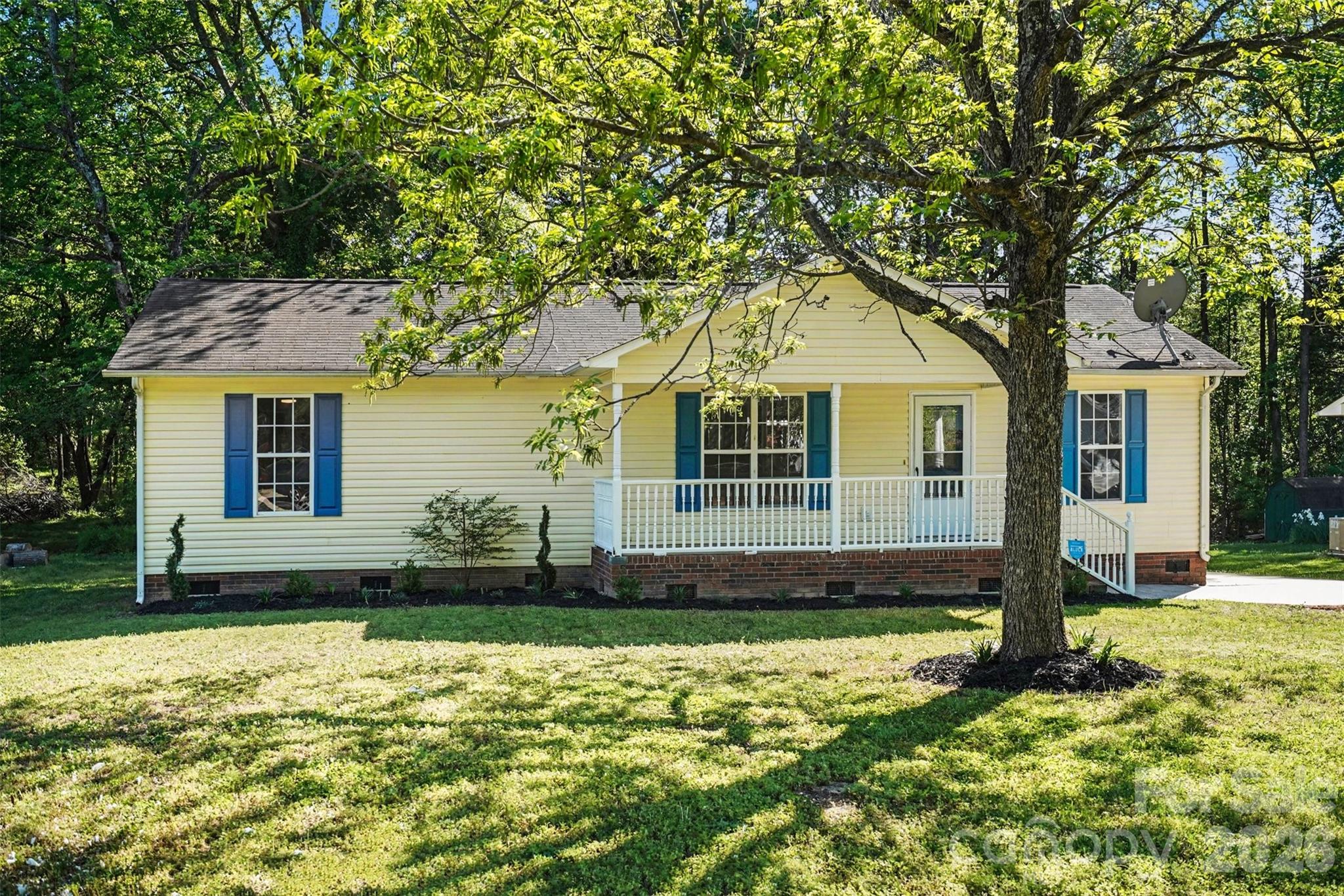 112 Ridgewood Drive, York, SC. property listing photo