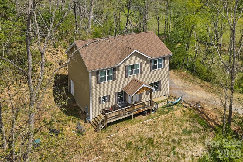 26 Brigman Road, Weaverville, NC - 3 beds, 2.5 baths, 2,192 sqft - $385,000