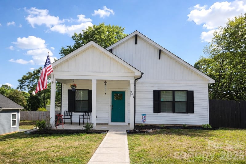 701 E 3rd Avenue, Gastonia, NC - 3 beds, 2 baths, 1,340 sqft - $310,000