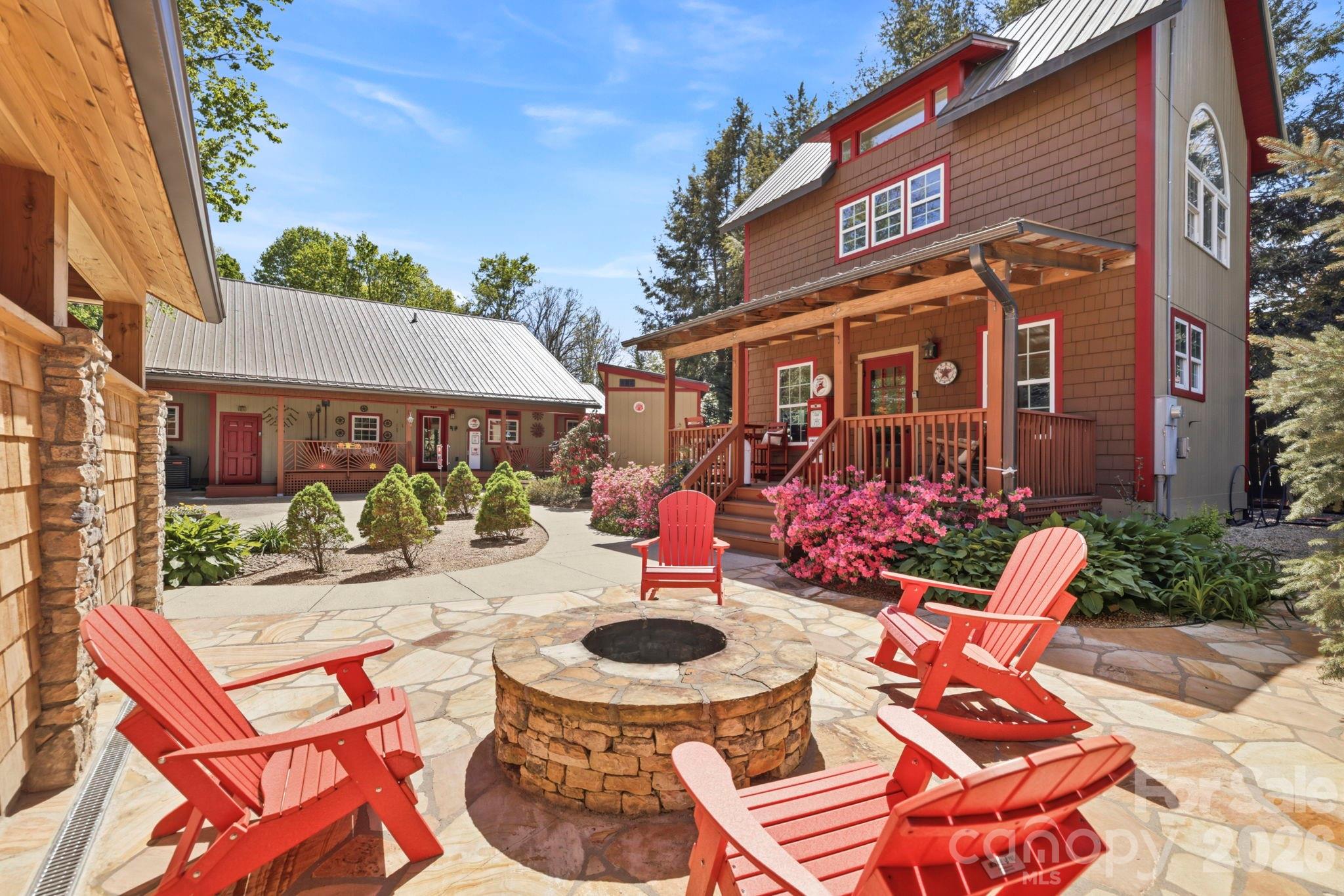 107 5th Street, Black Mountain, NC. property listing photo