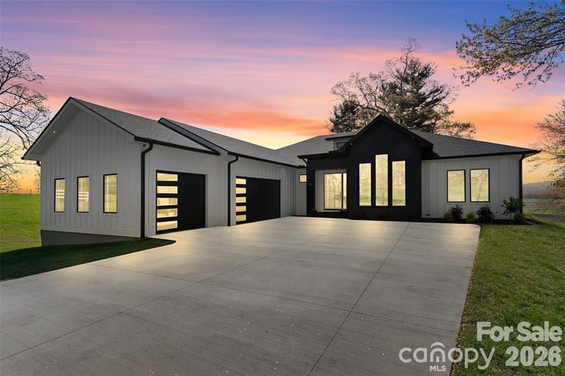 503 Nesbitt Drive, Mills River, NC - 4 beds, 3.5 baths, 2,884 sqft - $1,449,900
