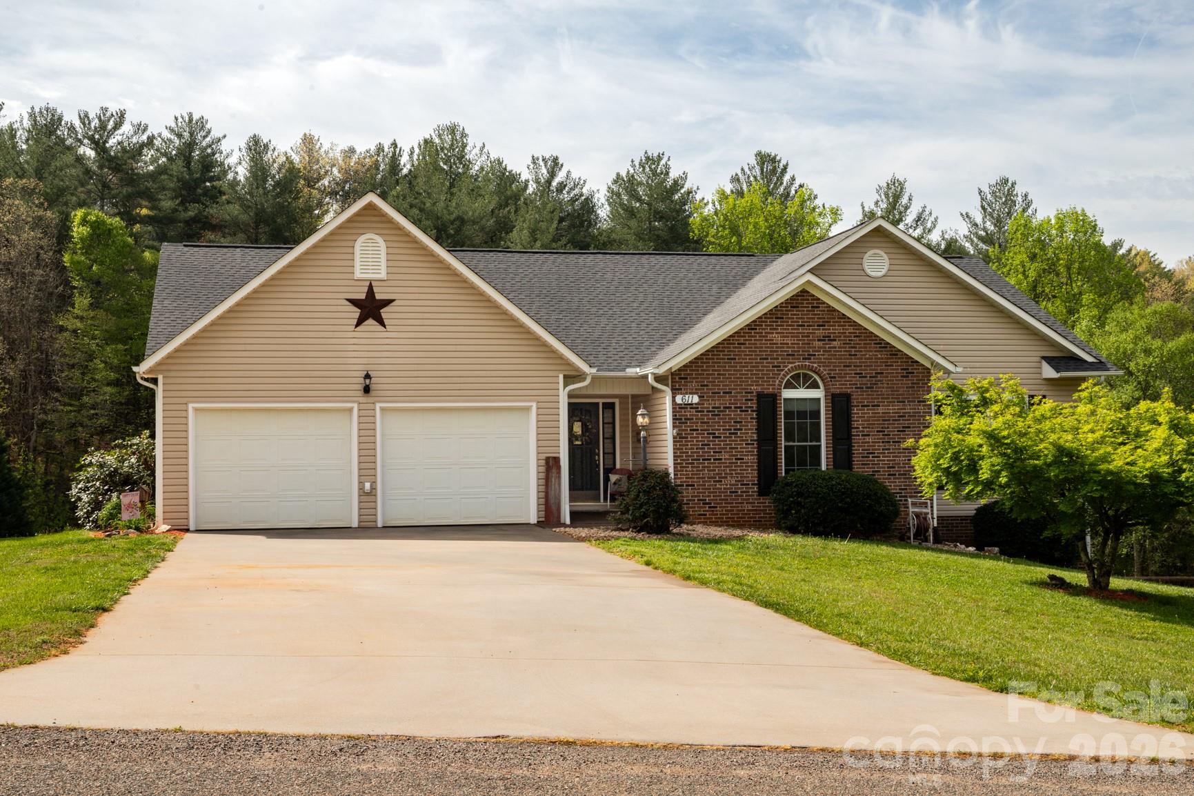 611 Briar Creek Drive Apt 36, North Wilkesboro, NC. property listing photo