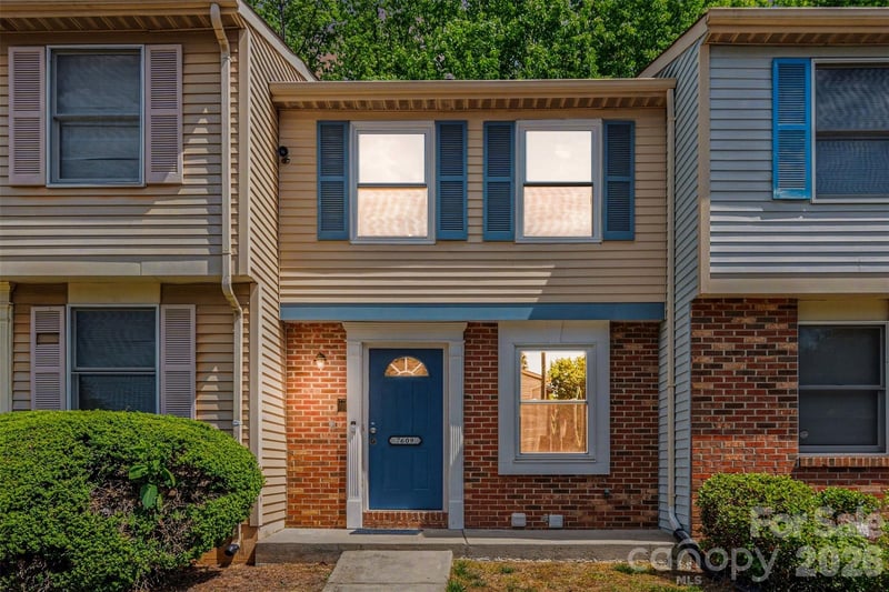 7609 Holly Grove Court, Charlotte, NC - 2 beds, 2 baths, 1,168 sqft - $205,000