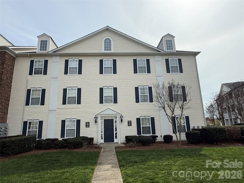 3991 Town Center Road, Harrisburg, NC - 2 beds, 2 baths, 934 sqft - $210,000