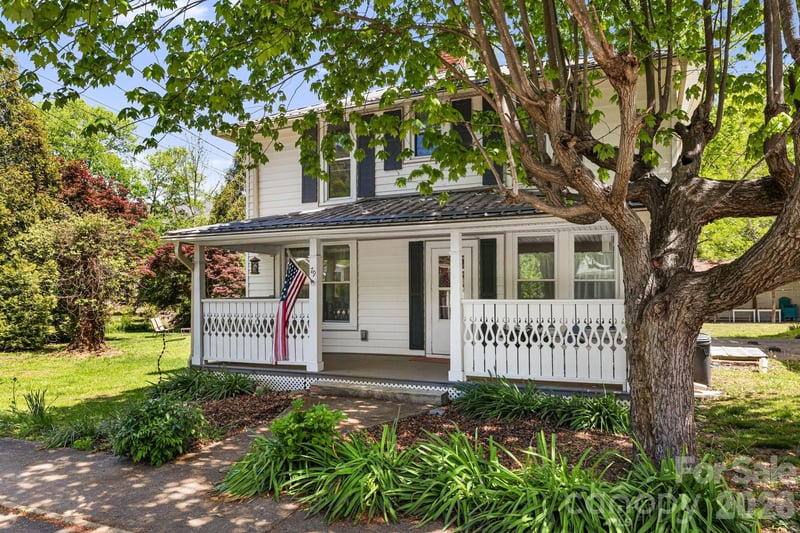 79 Walnut Street, Hot Springs, NC - 4 beds, 2 baths, 2,342 sqft - $656,700