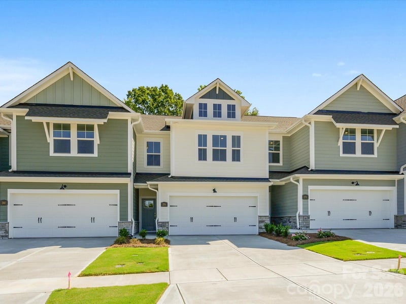 276 Alluvium Lane, Waxhaw, NC - 3 beds, 2.5 baths, 1,910 sqft - $439,000