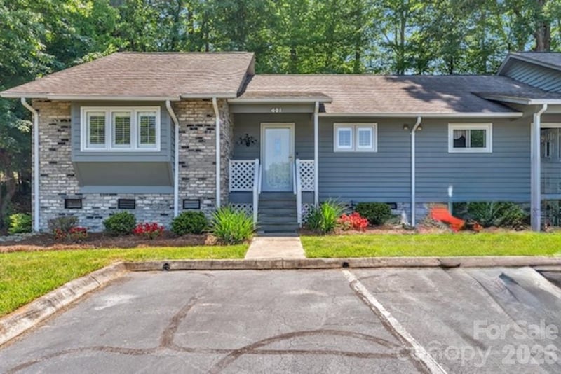 401 Wellington Hills, Salisbury, NC - 2 beds, 2 baths, 1,406 sqft - $218,000