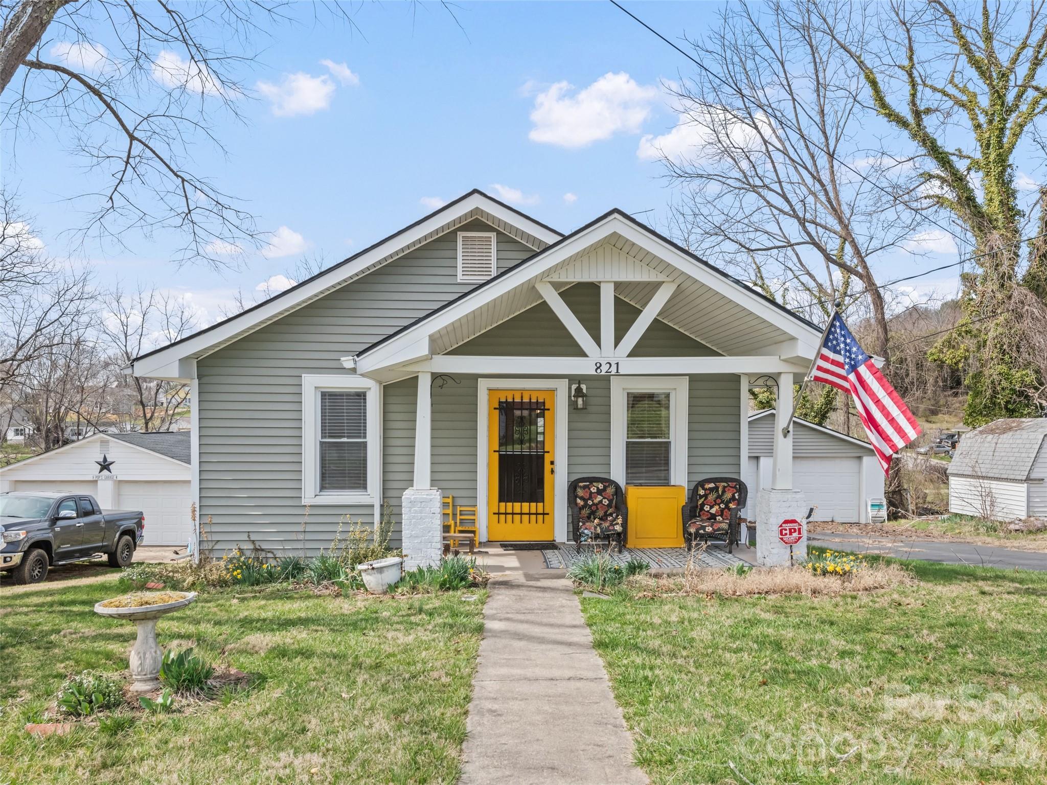 821 N Main Street, Canton, NC. property listing photo