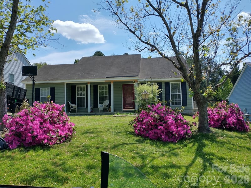 14019 Eden Court, Pineville, NC - 3 beds, 2 baths, 1,170 sqft - $350,000