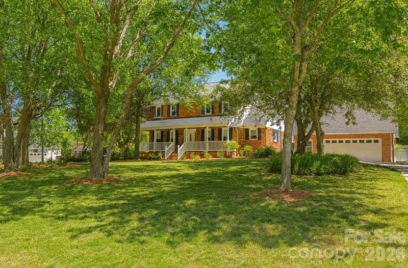 8225 Kensington Lane, Harrisburg, NC - 4 beds, 2.5 baths, 2,352 sqft - $599,900