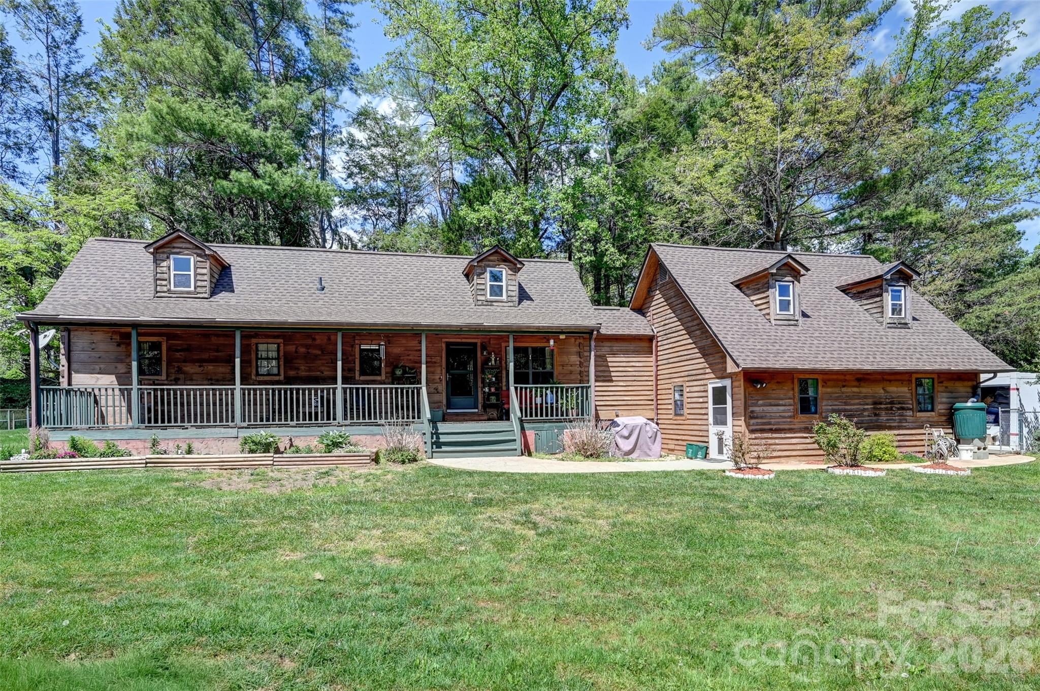 10 Black Locust Drive, Asheville, NC. property listing photo