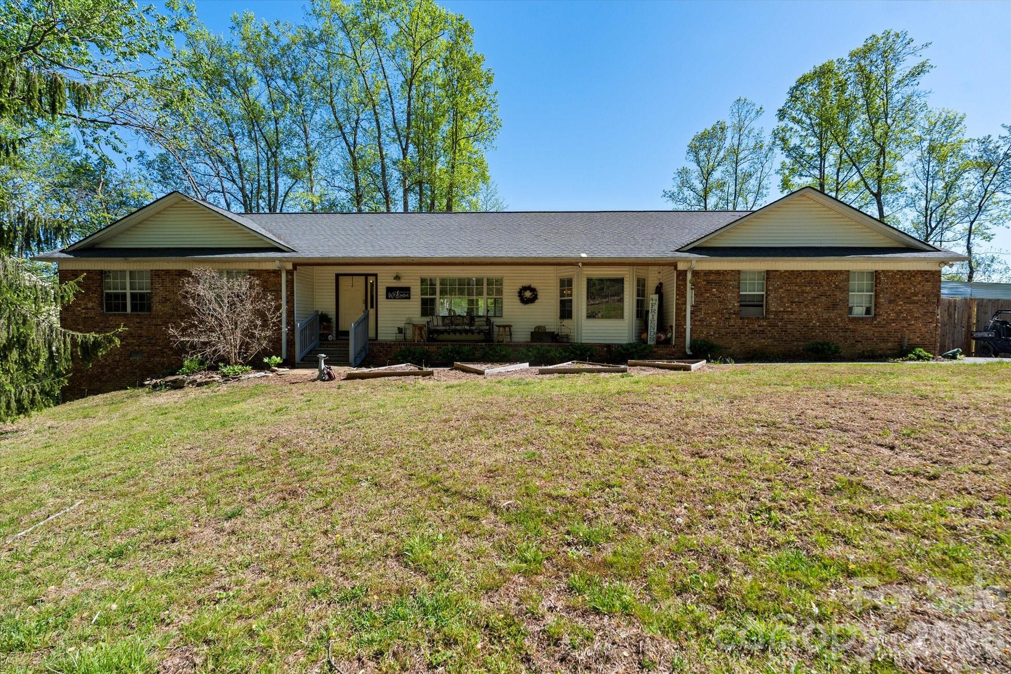 441 Hunters Glen Lane, Hendersonville, NC. property listing photo