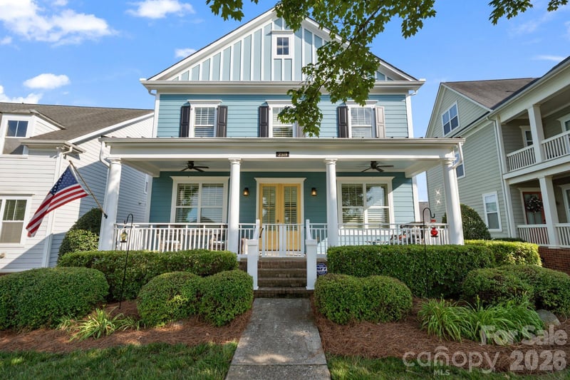 2319 Lochview Street, Pineville, NC - 4 beds, 3 baths, 3,000 sqft - $750,000