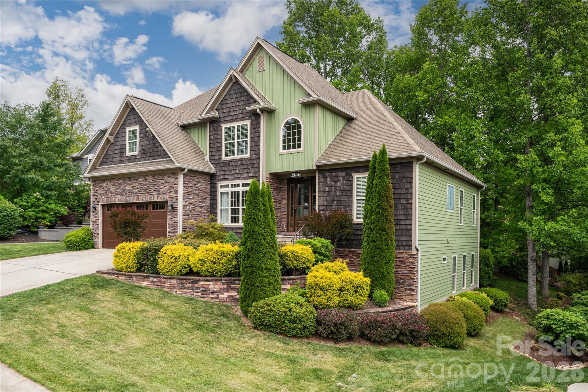 75 Ledgestone Drive, Fairview, NC. property listing photo