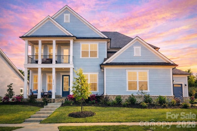 12213 Old Cottonwood Lane, Huntersville, NC - 5 beds, 4.5 baths, 3,689 sqft - $1,190,000