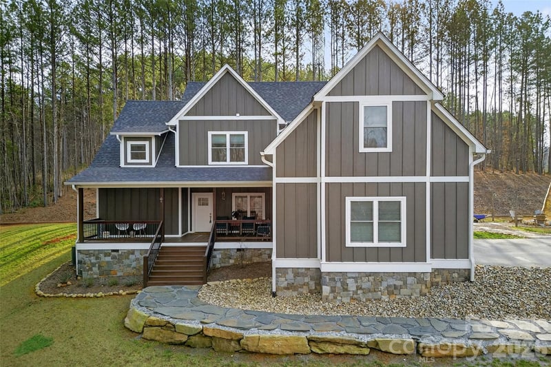 201 Wright Road, Marion, NC - 3 beds, 3.5 baths, 2,623 sqft - $749,900