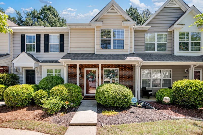 5236 Avon Court, Indian Land, SC - 2 beds, 2.5 baths, 1,100 sqft - $285,000