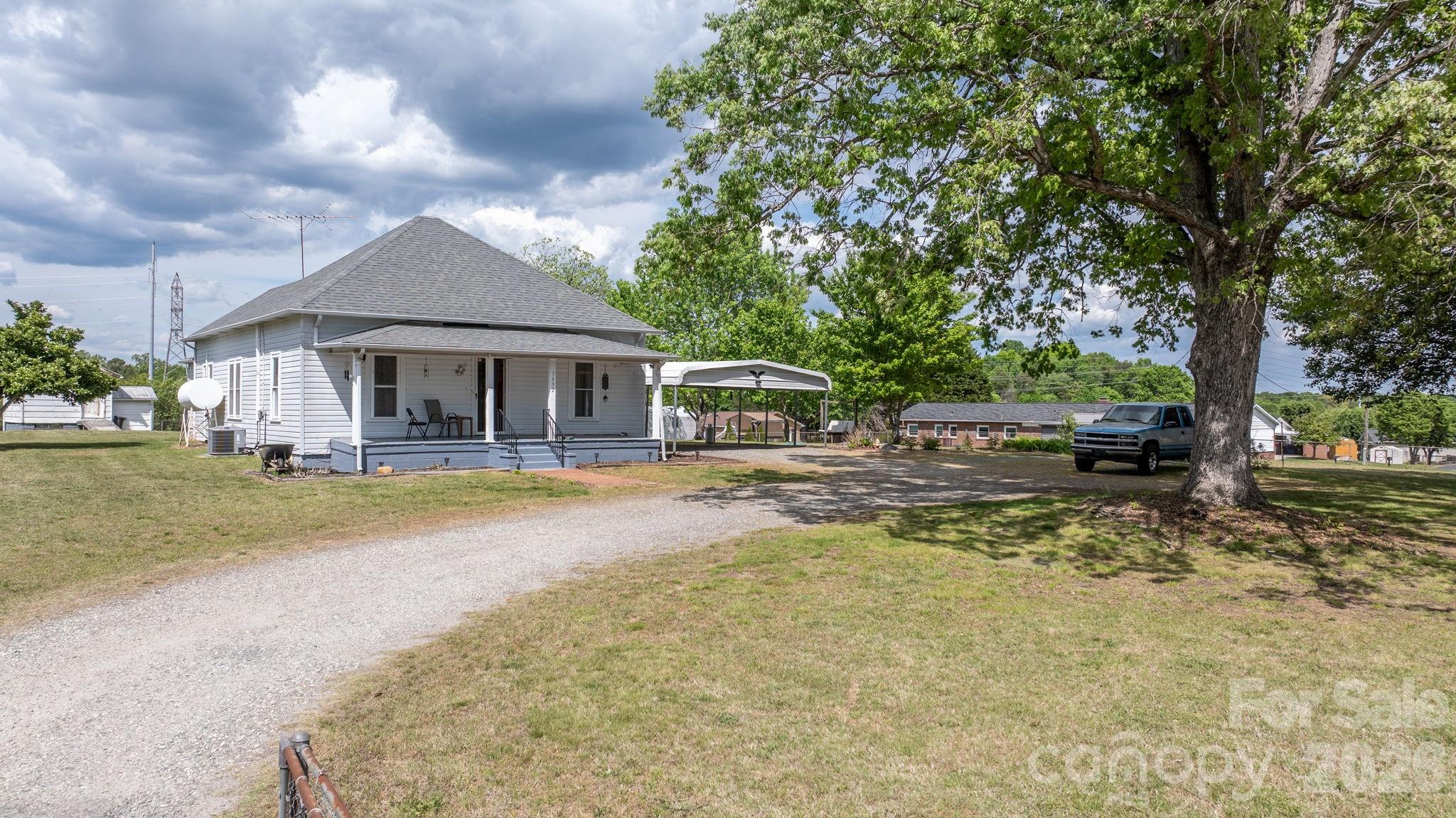 3492 Icard Rhodhiss, Connelly Springs, NC. property listing photo