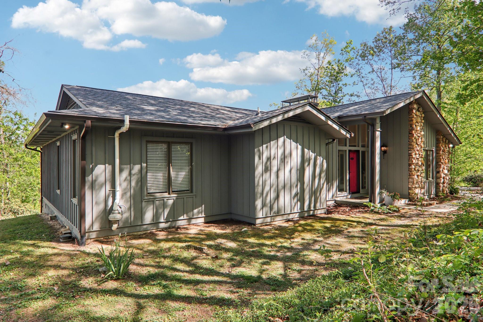 817 Greenwood Drive, Hendersonville, NC. property listing photo