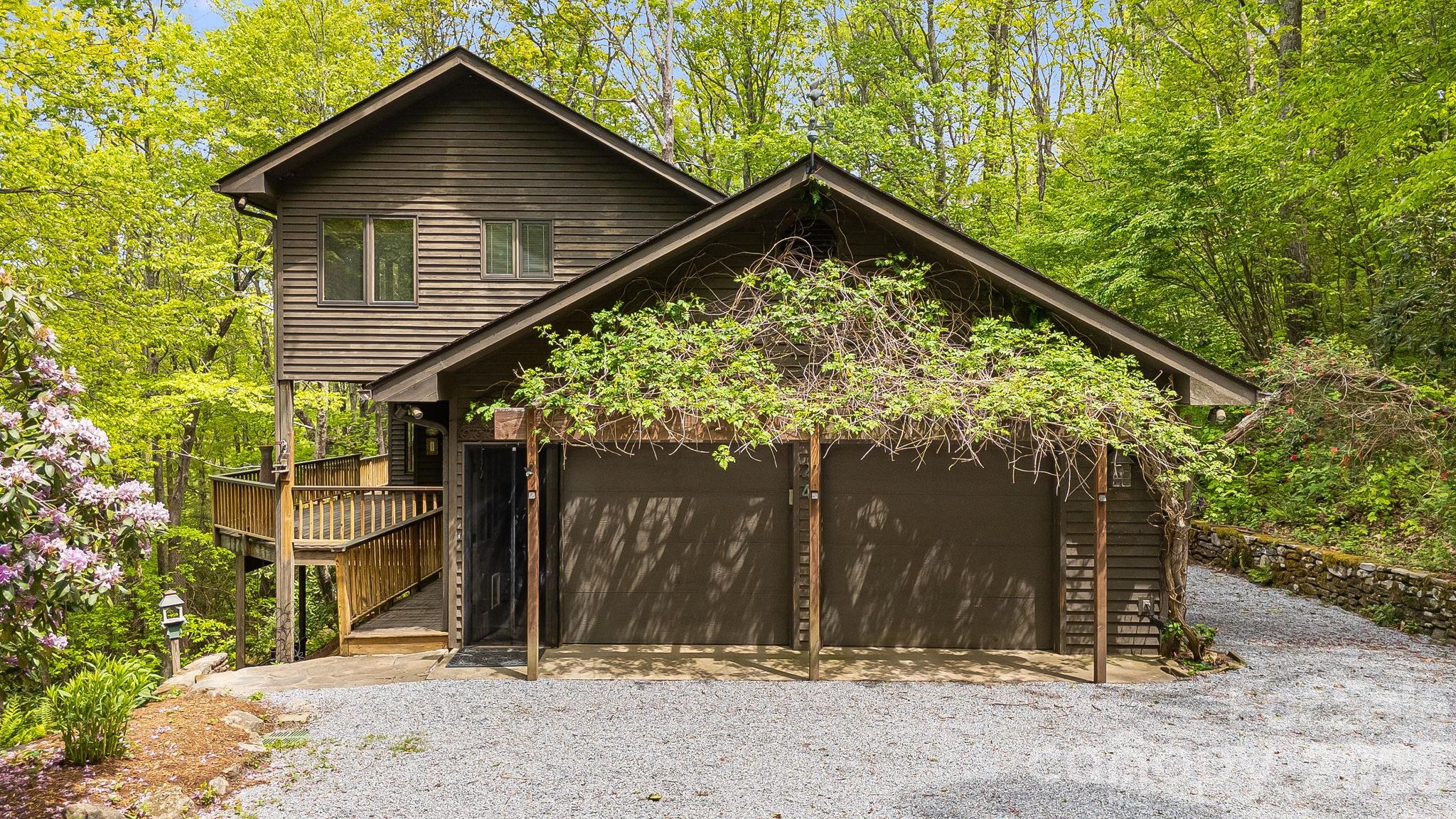 24 Smokey Road, Asheville, NC. property listing photo
