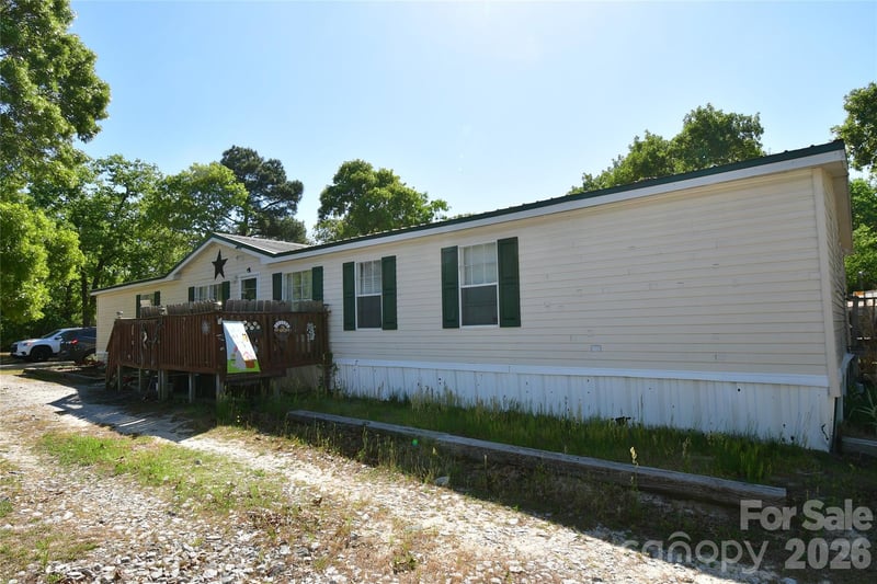 4348 JOHN GARDNER, Kershaw, SC - 4 beds, 2 baths, 2,432 sqft - $199,000