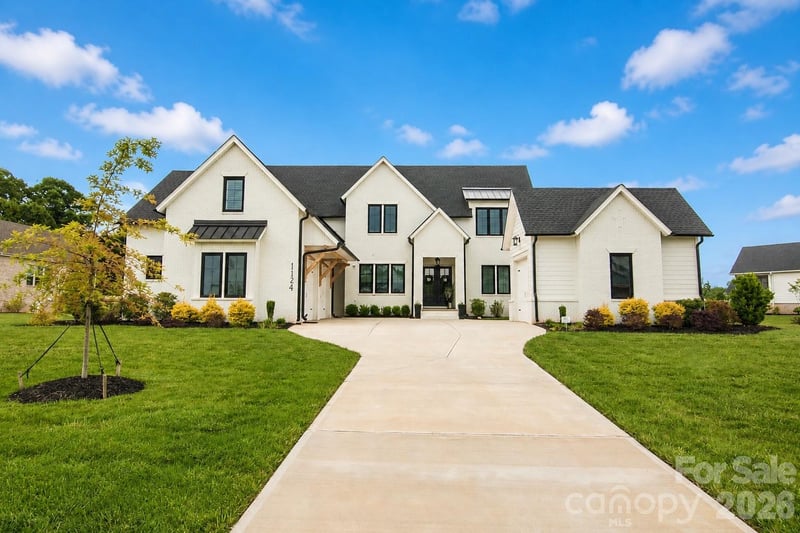 1124 Mesa Way, Marvin, NC - 5 beds, 4 baths, 4,750 sqft - $1,995,000