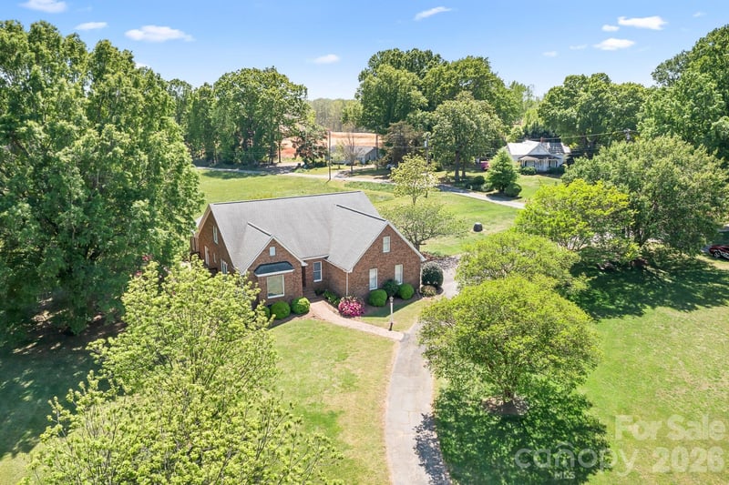 11690 Bain School Road, Mint Hill, NC - 4 beds, 2.5 baths, 2,744 sqft - $880,000