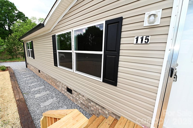 115 Stonydell Drive, Stony Point, NC - 3 beds, 2 baths, 1,475 sqft - $224,900