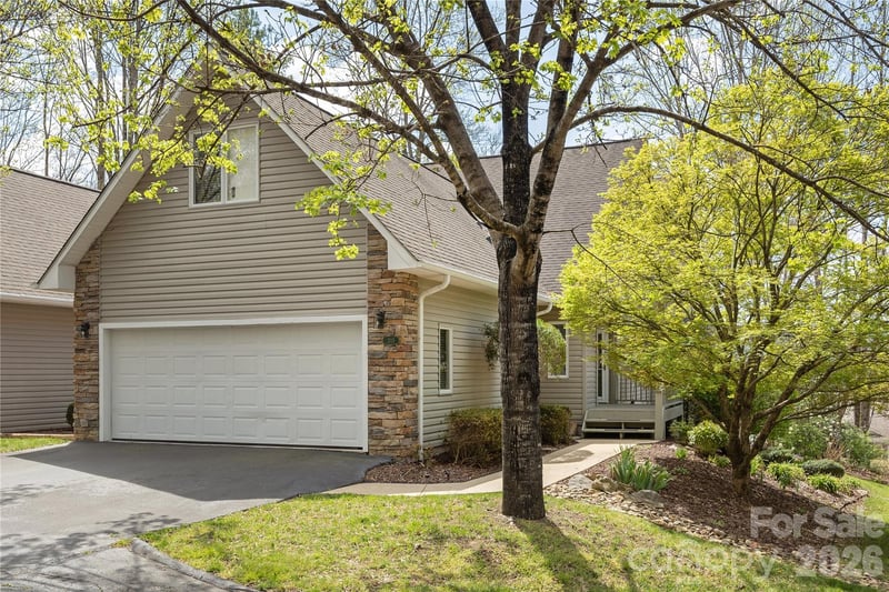 2115 Cumming Woods Court, Hendersonville, NC - 4 beds, 4 baths, 3,322 sqft - $629,000