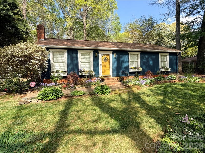 6000 Lake, Mint Hill, NC - 3 beds, 2 baths, 1,139 sqft - $339,000