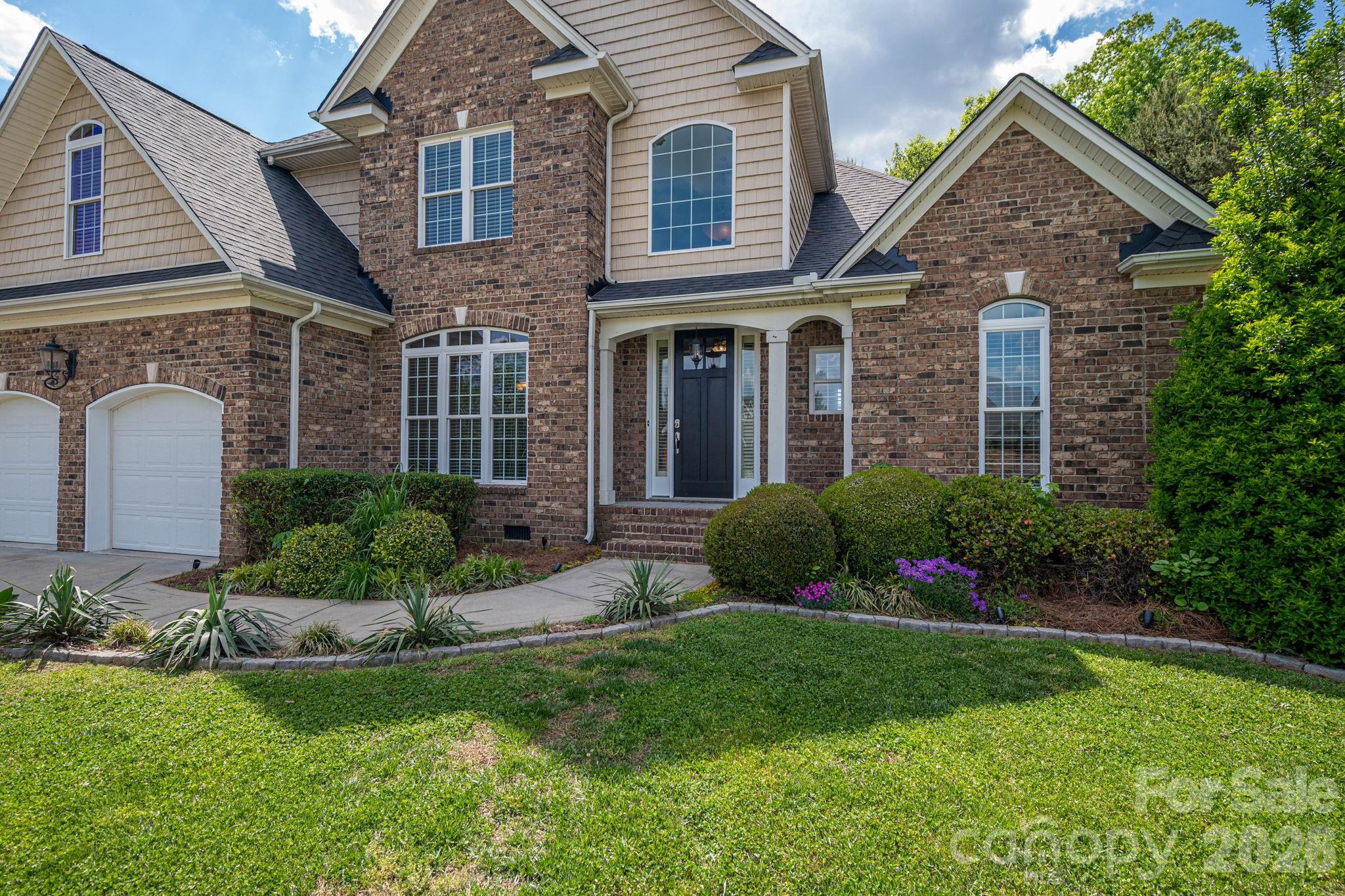 4012 Saint Andrews Court, Cramerton, NC. property listing photo
