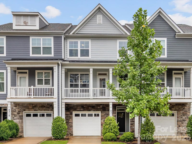 2314 Creekmere Lane, Charlotte, NC - 4 beds, 3.5 baths, 2,813 sqft - $2,900